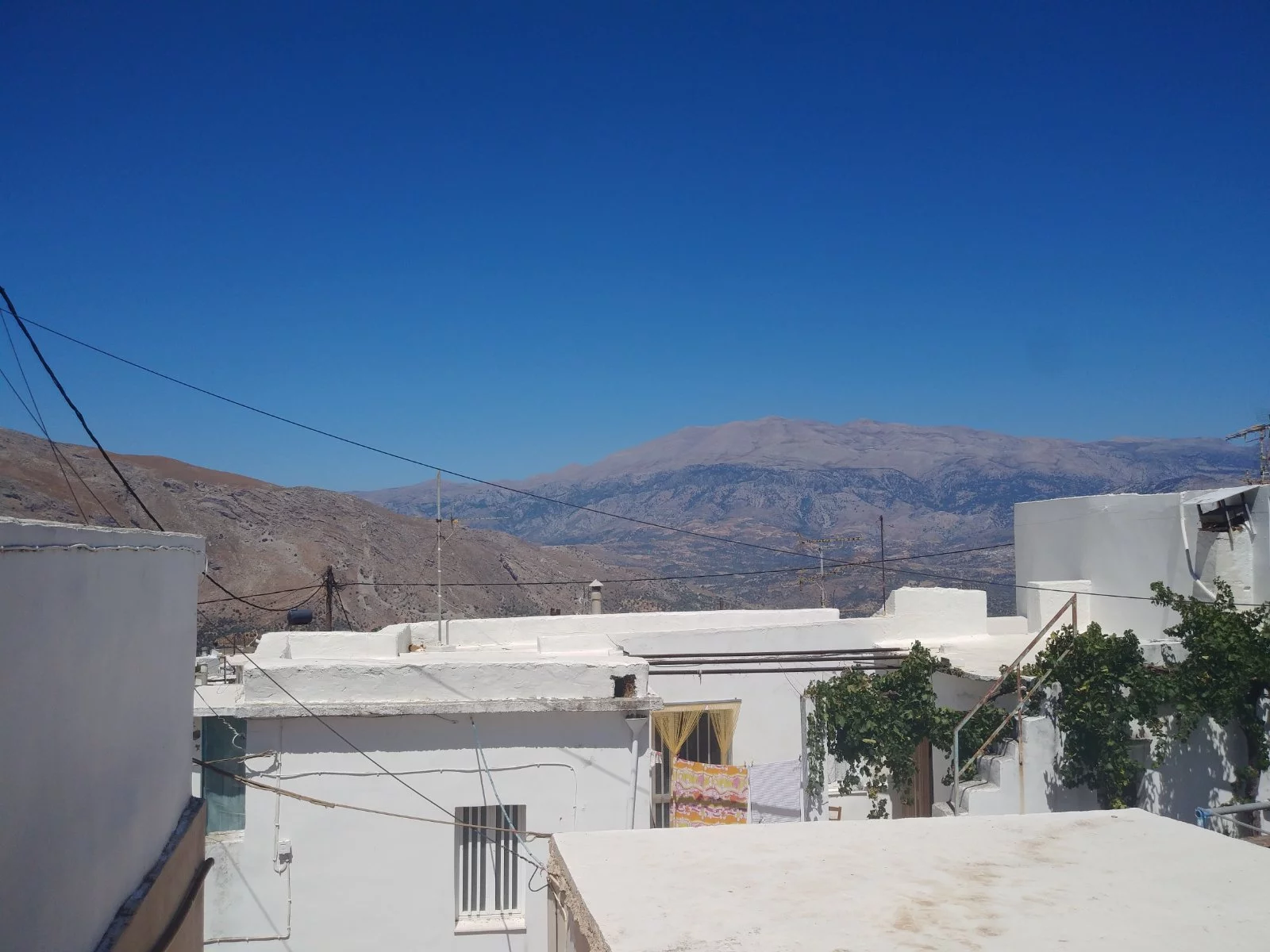 IMG-16ab76596271c0b5eb20a8b744c85d25-V Traditional stone house with mountain views in Melambes.