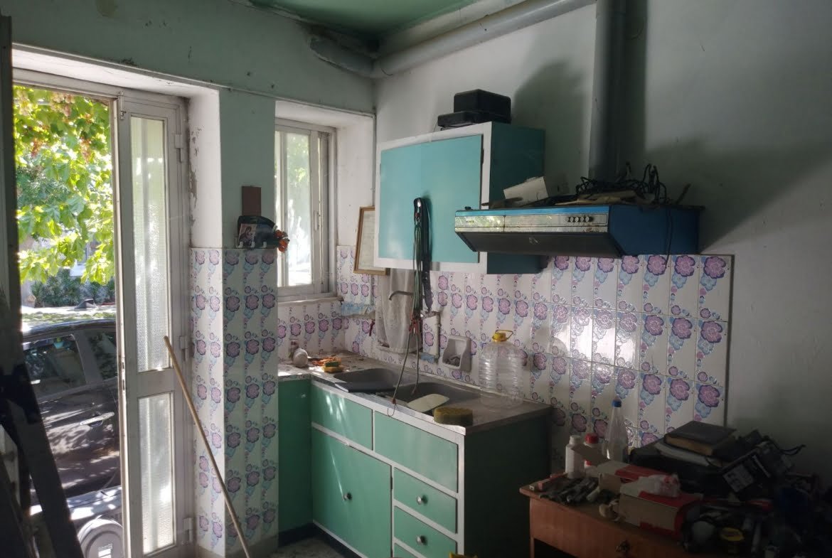 Small house in Melampes.