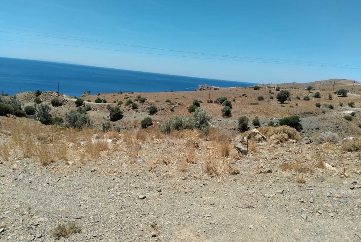 Sea view plot in Agios Pavlos.