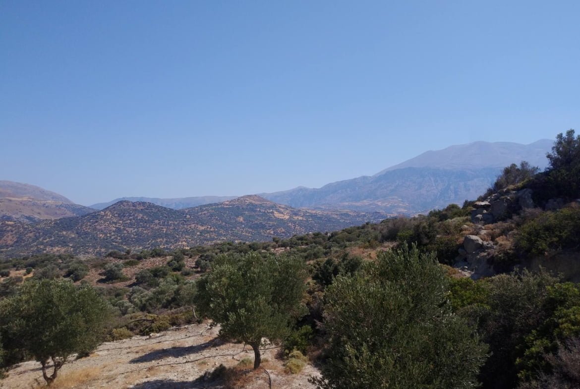 Large plot of 70.000 sq.m. with building in the area of Agia Galini