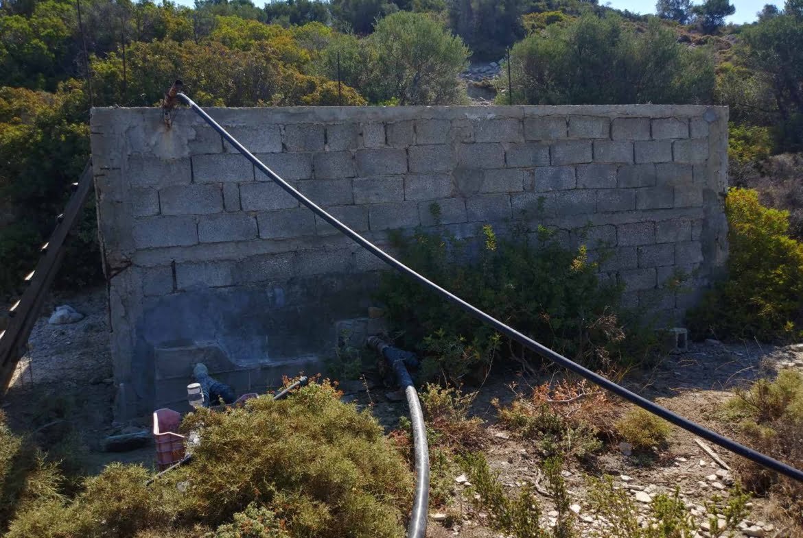 Large plot of 70.000 sq.m. with building in the area of Agia Galini
