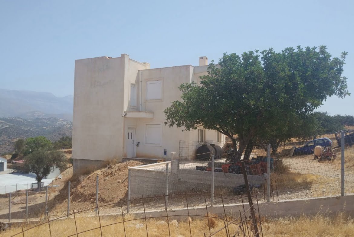 House for sale in Agia Galini