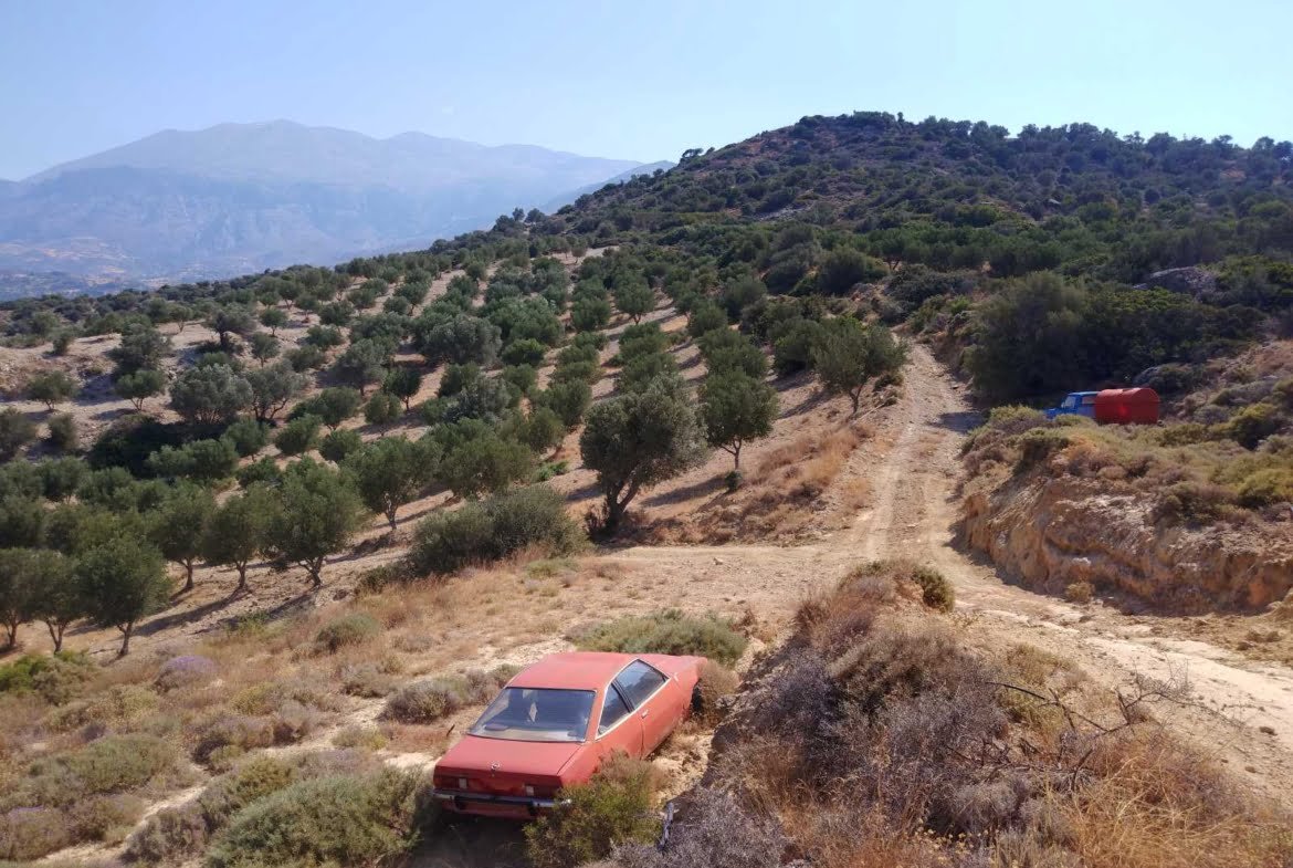Large plot of 70.000 sq.m. with building in the area of Agia Galini