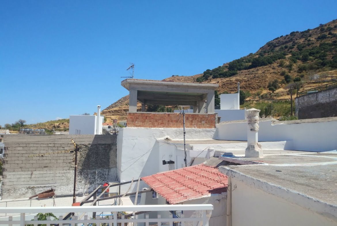 Traditional stone house with mountain views in Melambes.