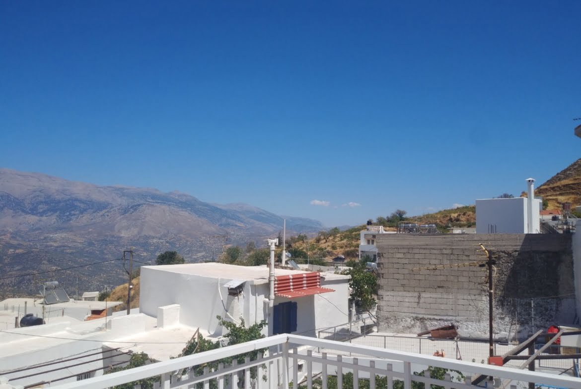 Traditional stone house with mountain views in Melambes.