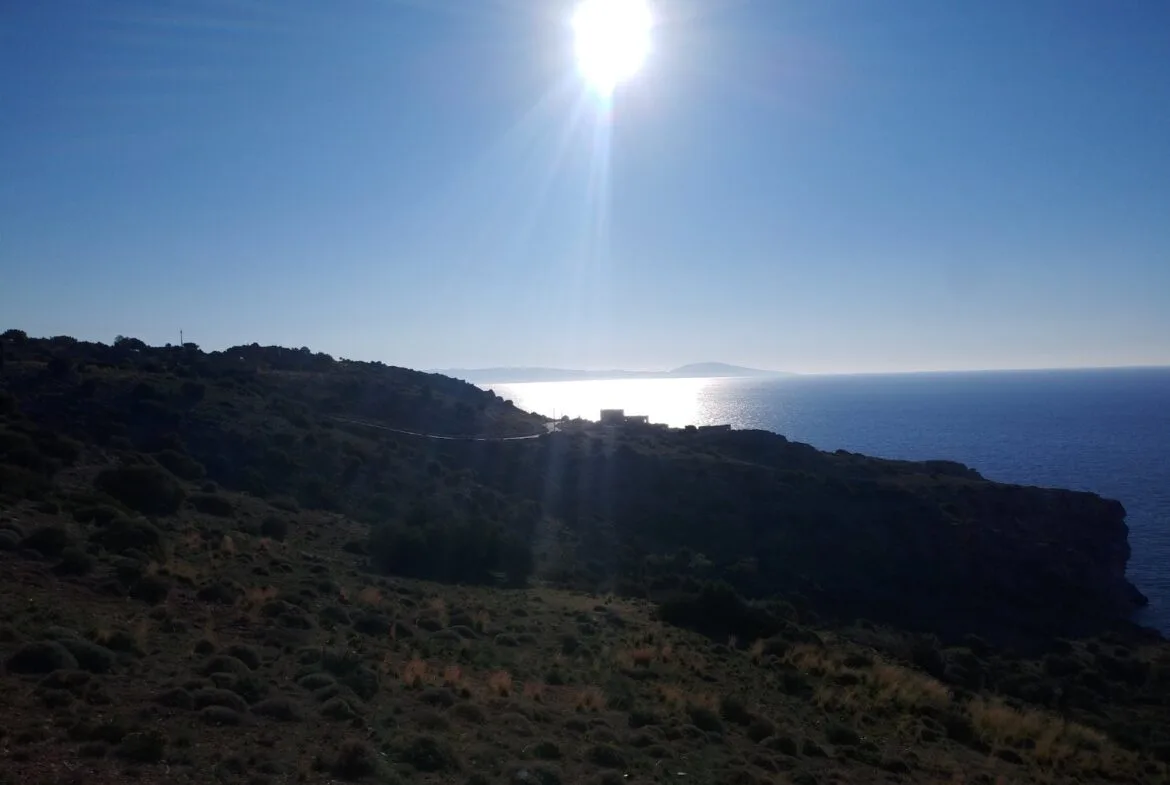Huge plot of 11.600 sq.m. in the area of Agios Pavlos.