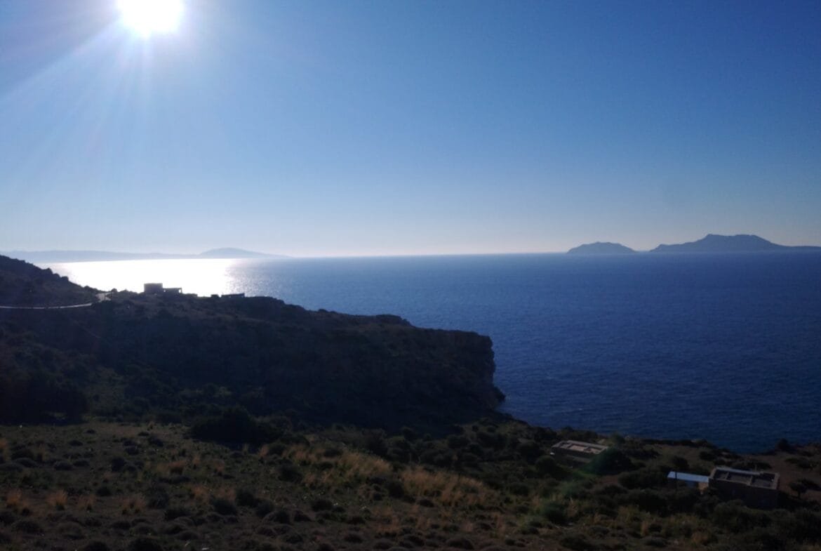 Huge plot of 11.600 sq.m. in the area of Agios Pavlos.