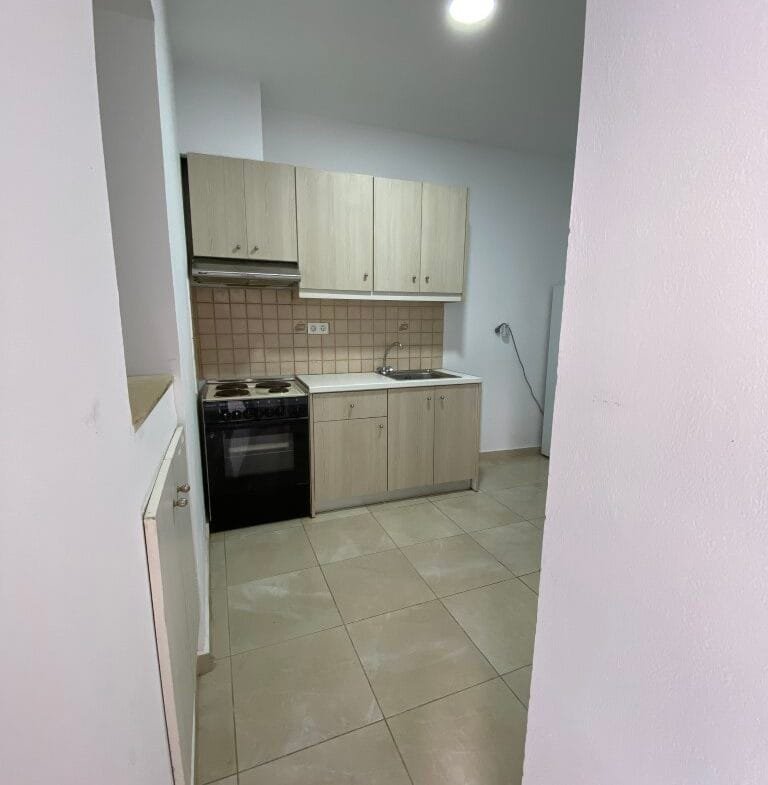 Apartment 40 sqm for rent in Agia Galini.