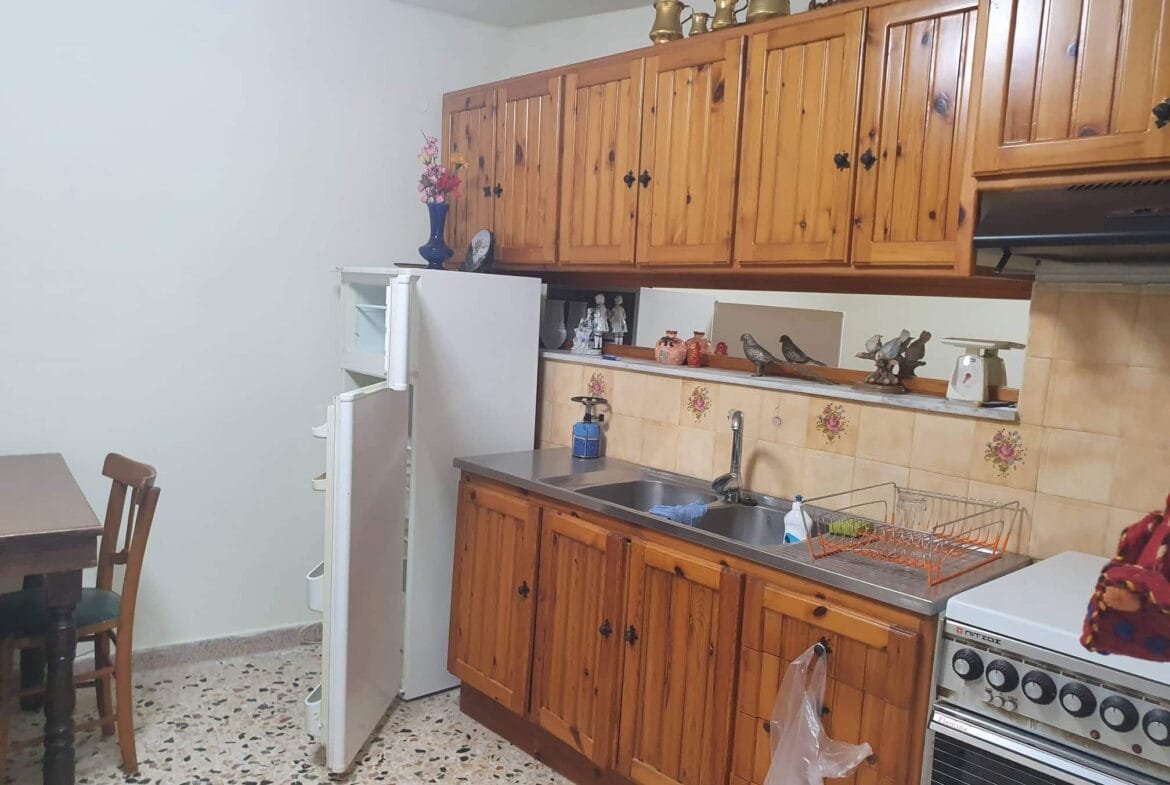 House 83 square meters for rent in Melambes.
