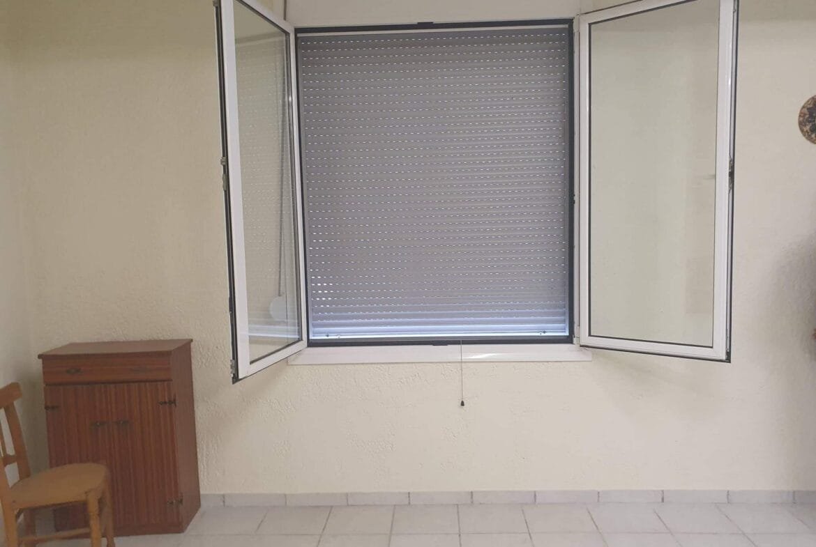 House 83 square meters for rent in Melambes.