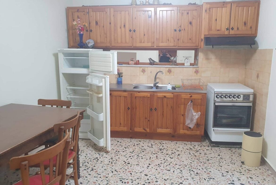 House 83 square meters for rent in Melambes.