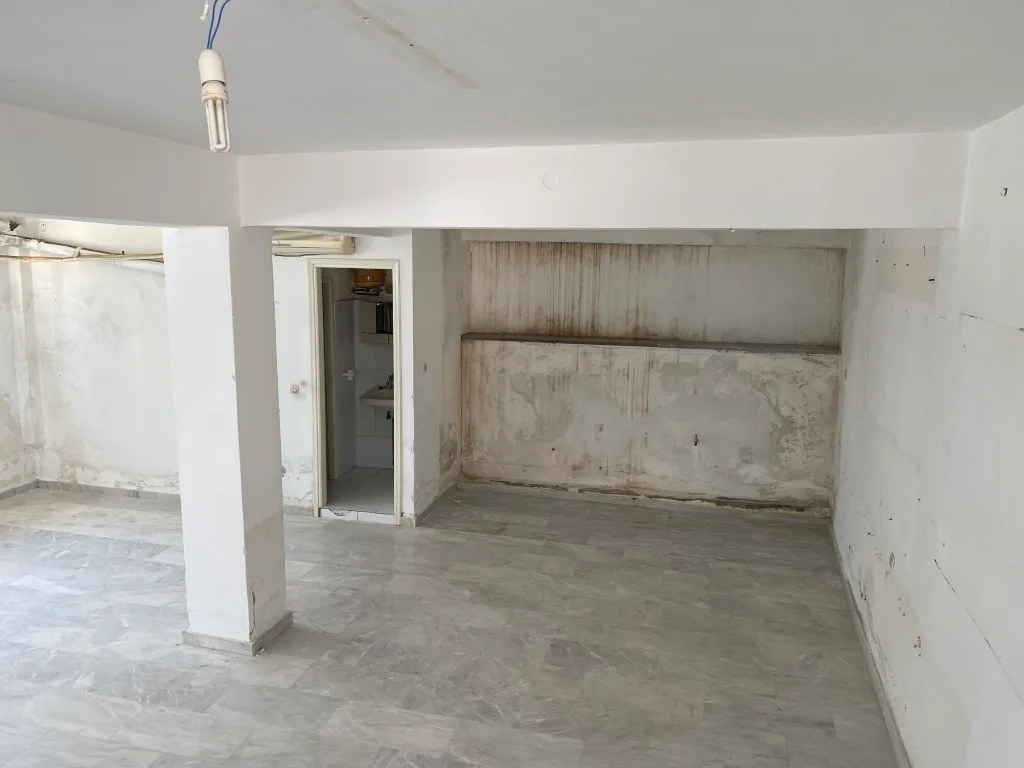 Rent business space in Agia Galini.