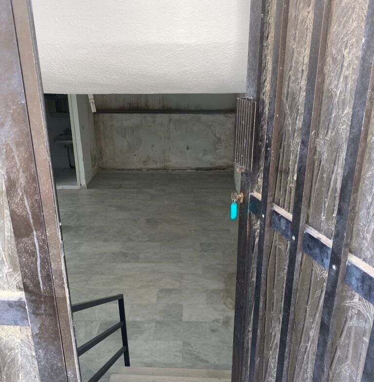 Rent business space in Agia Galini.