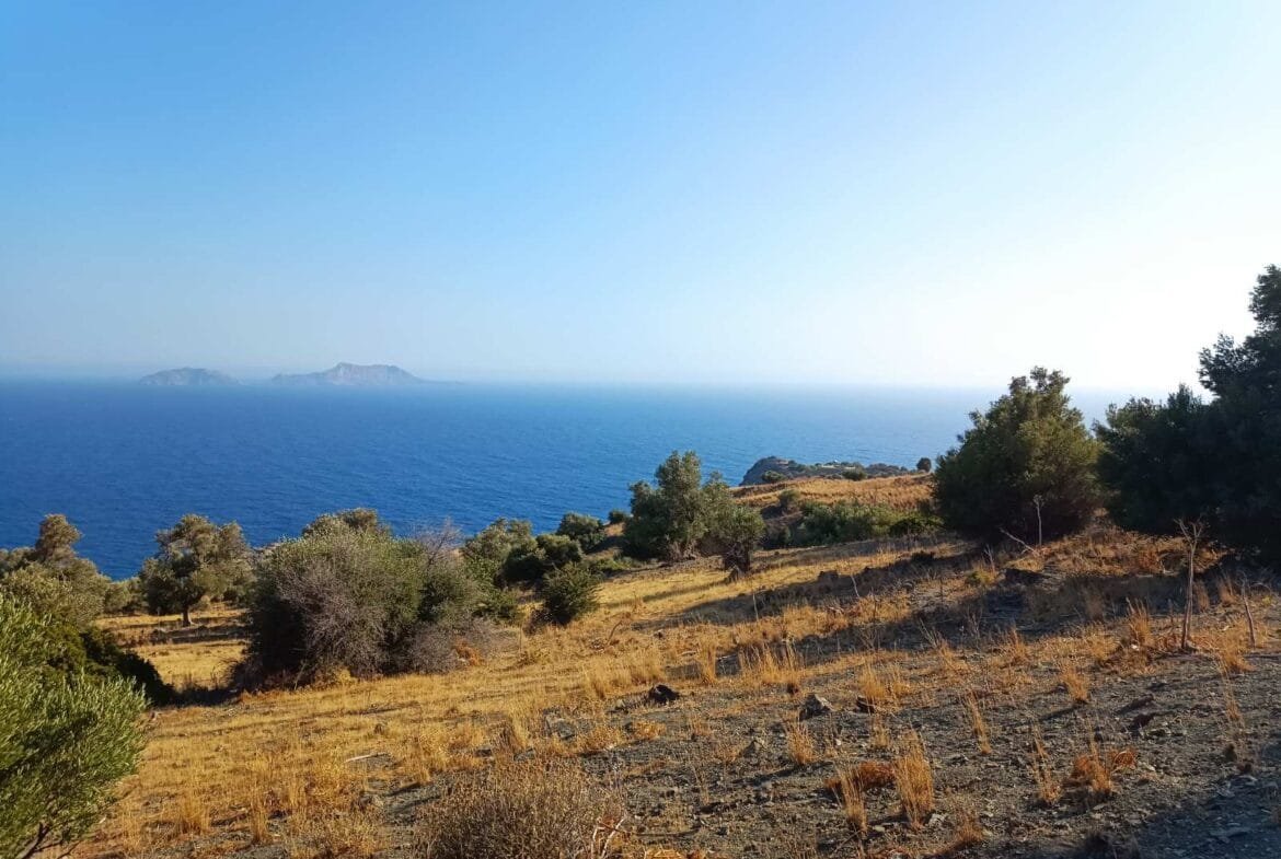 Plot of 5.700 sq.m. in Agios Pavlos.