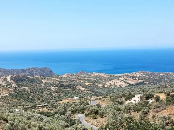 Plot of 4.591 square meters in Triopetra.