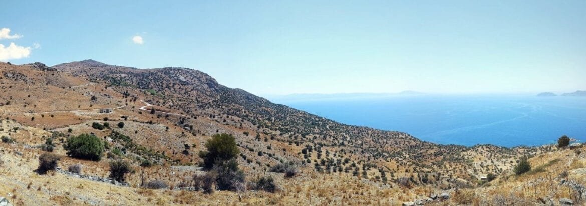 Plot of 6.600 sq.m. above the beach Prasonisi.