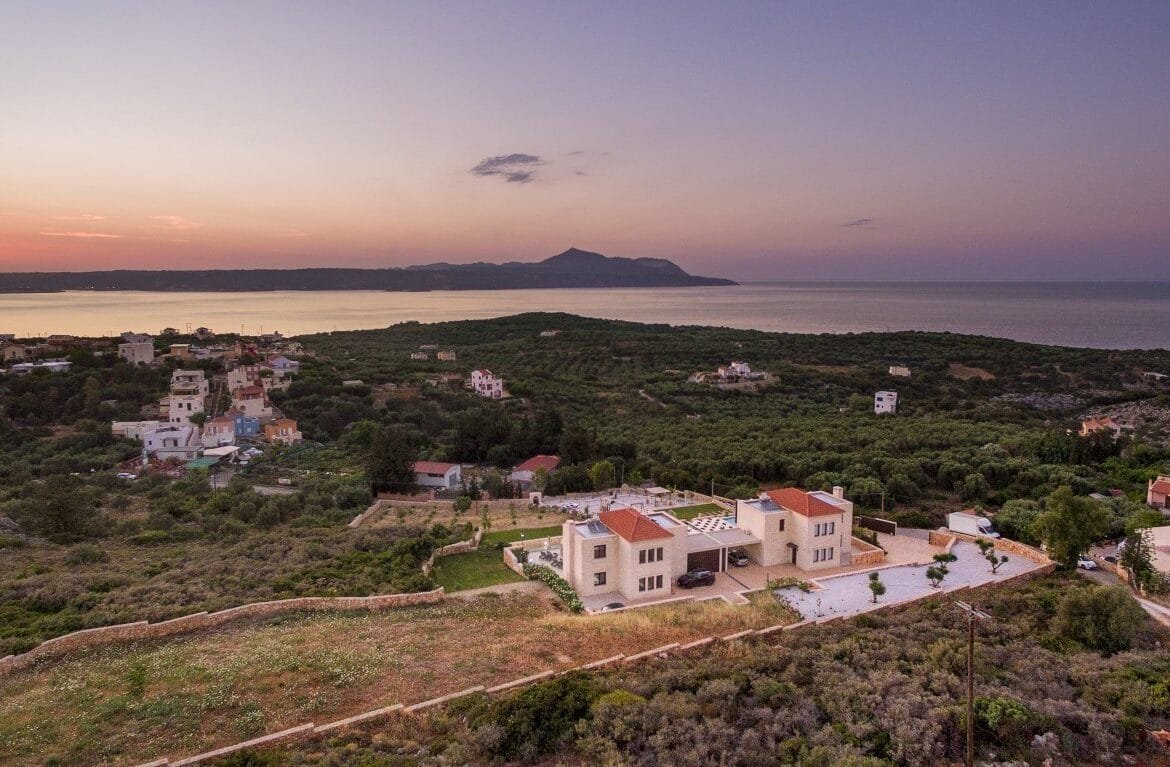 Delina stone villa in Plaka, Chania.