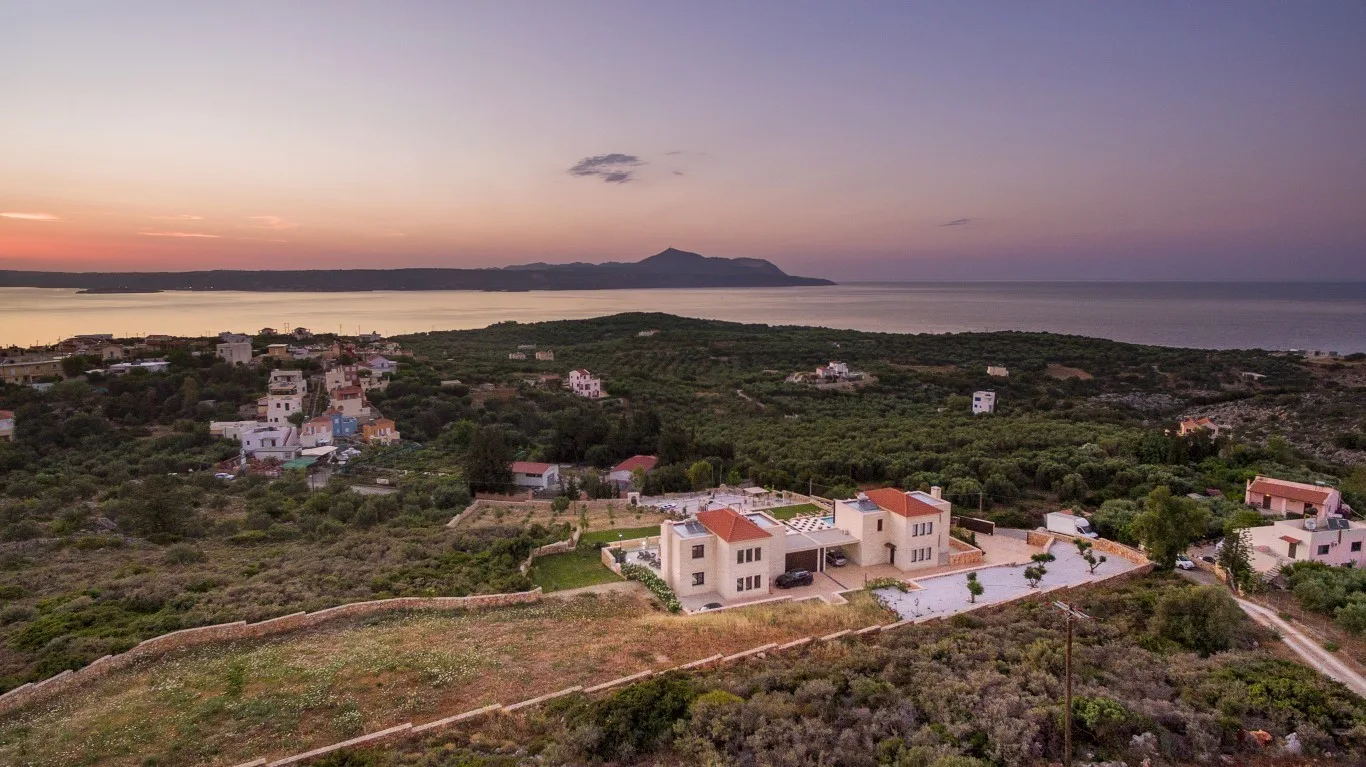 Delina stone villa in Plaka, Chania.