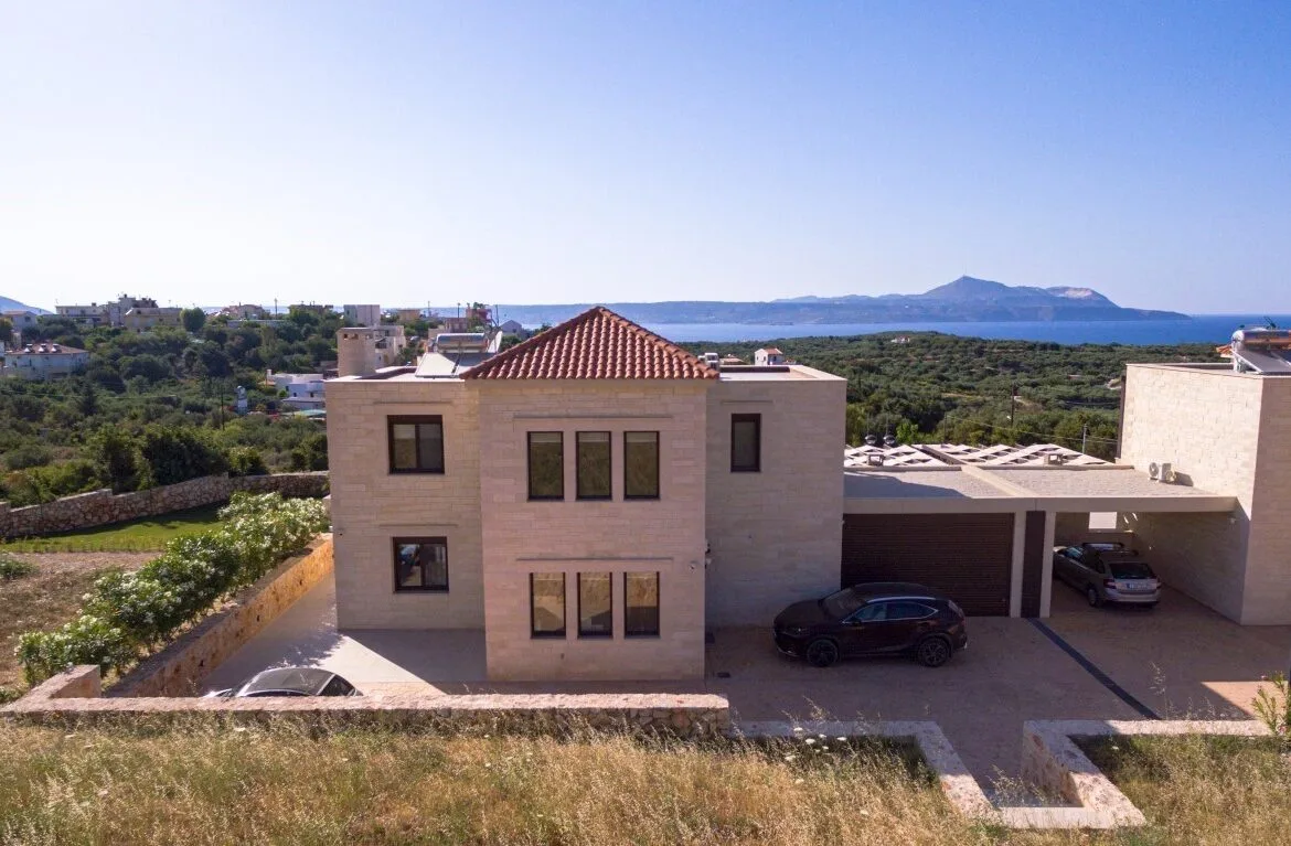 Delina stone villa in Plaka, Chania.