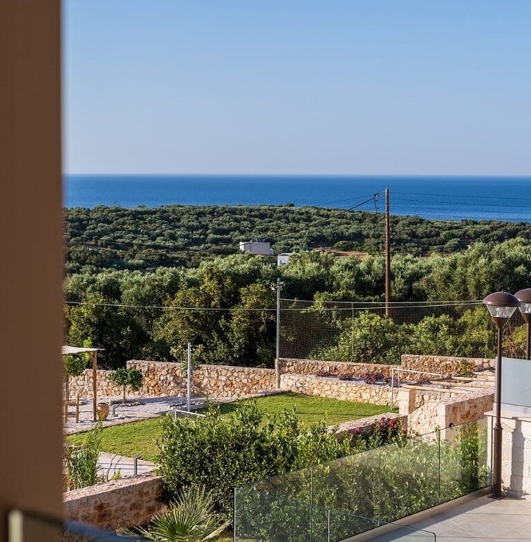 Delina stone villa in Plaka, Chania.