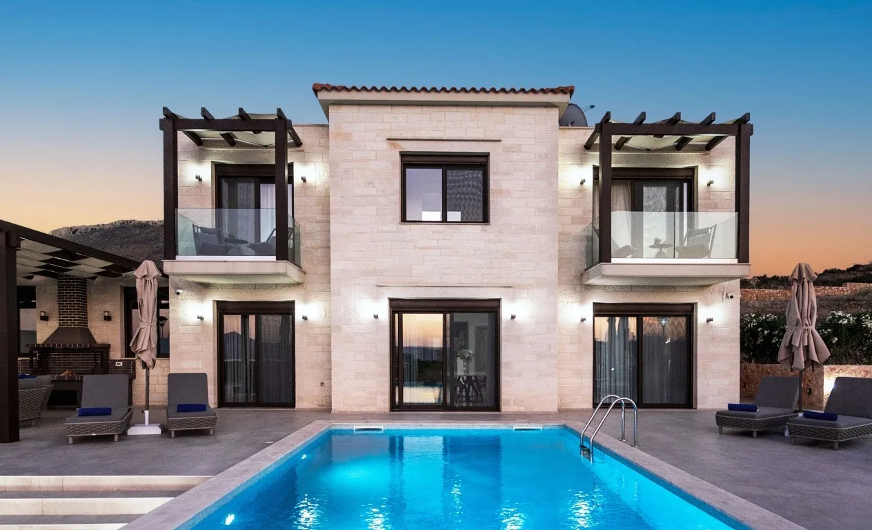 Delina stone villa in Plaka, Chania.