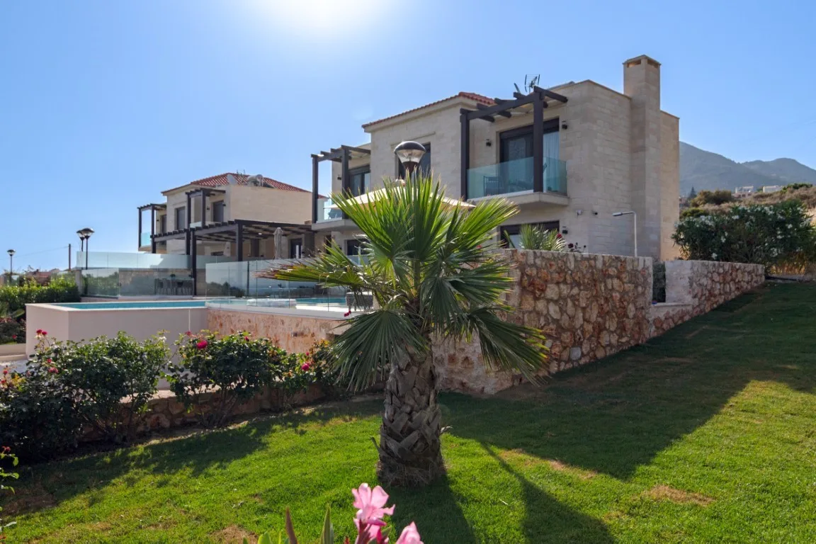 Delina stone villa in Plaka, Chania.