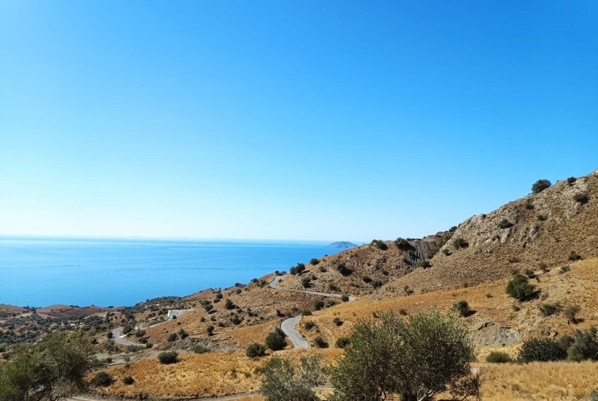 Plot of 4.215,99 sq.m. in the area of Agios Georgios.