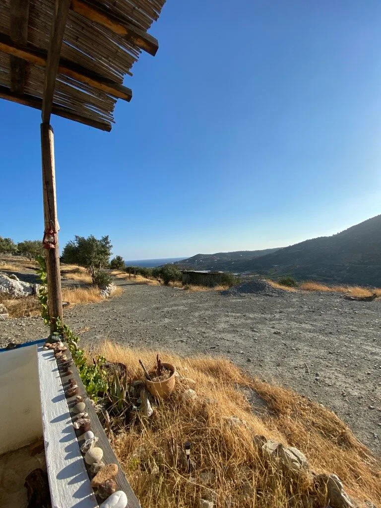 14.173 sqm plot with house for sale.