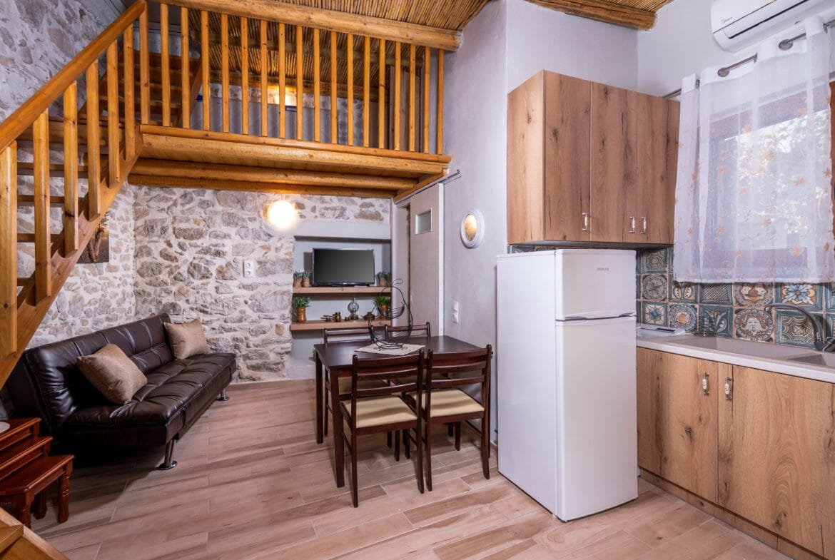 Furnished apartment in Melampes.