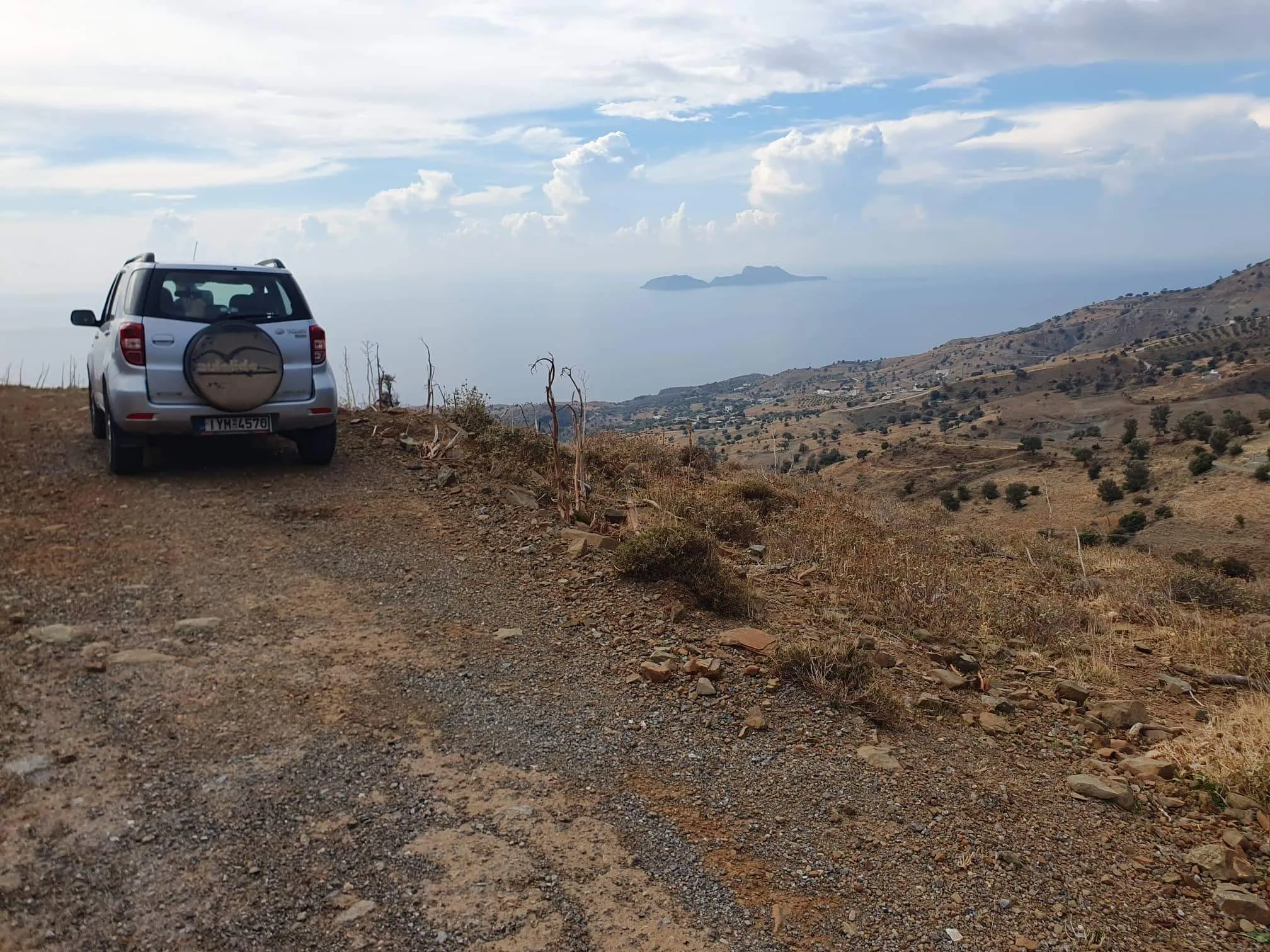 Land plot of 4.047 square meters in the area of Melambes.