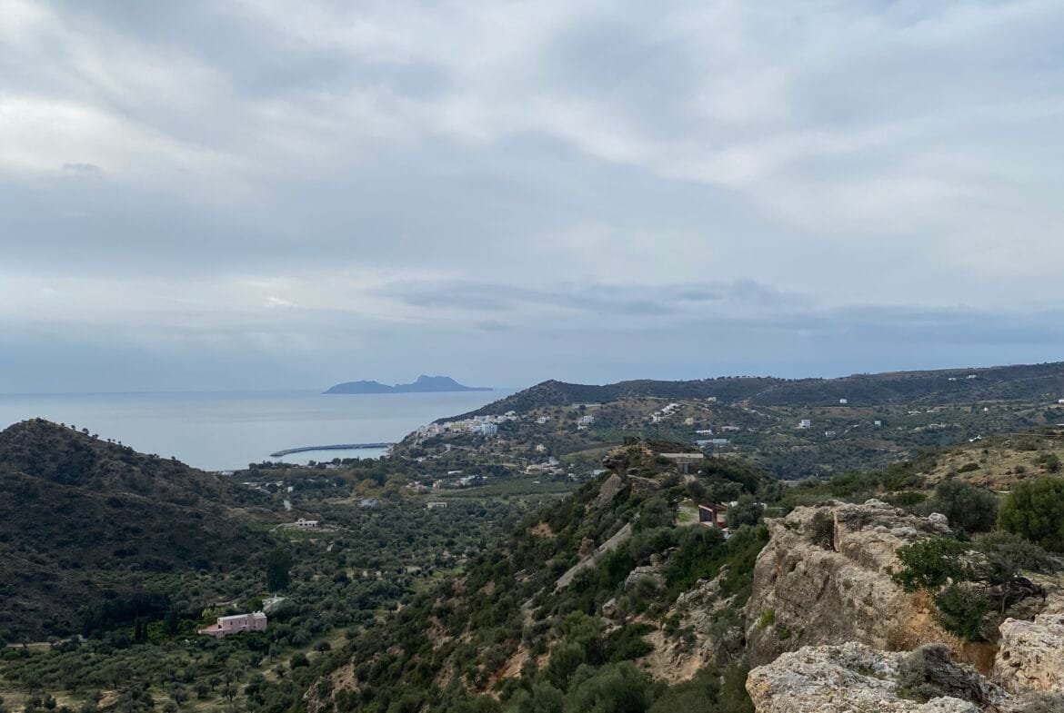 Large plot of land outside the settlement of Agia Galini.