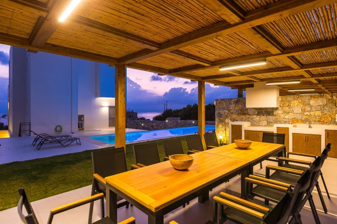 Villa Theano in Triopetra.
