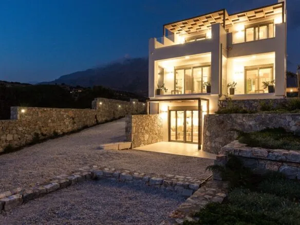 Villa Theano in Triopetra.