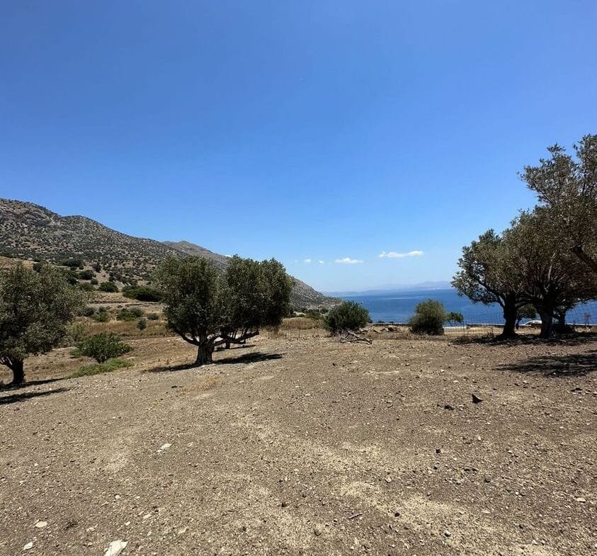 Plot of 4.136,52 square meters in Prasonisi.