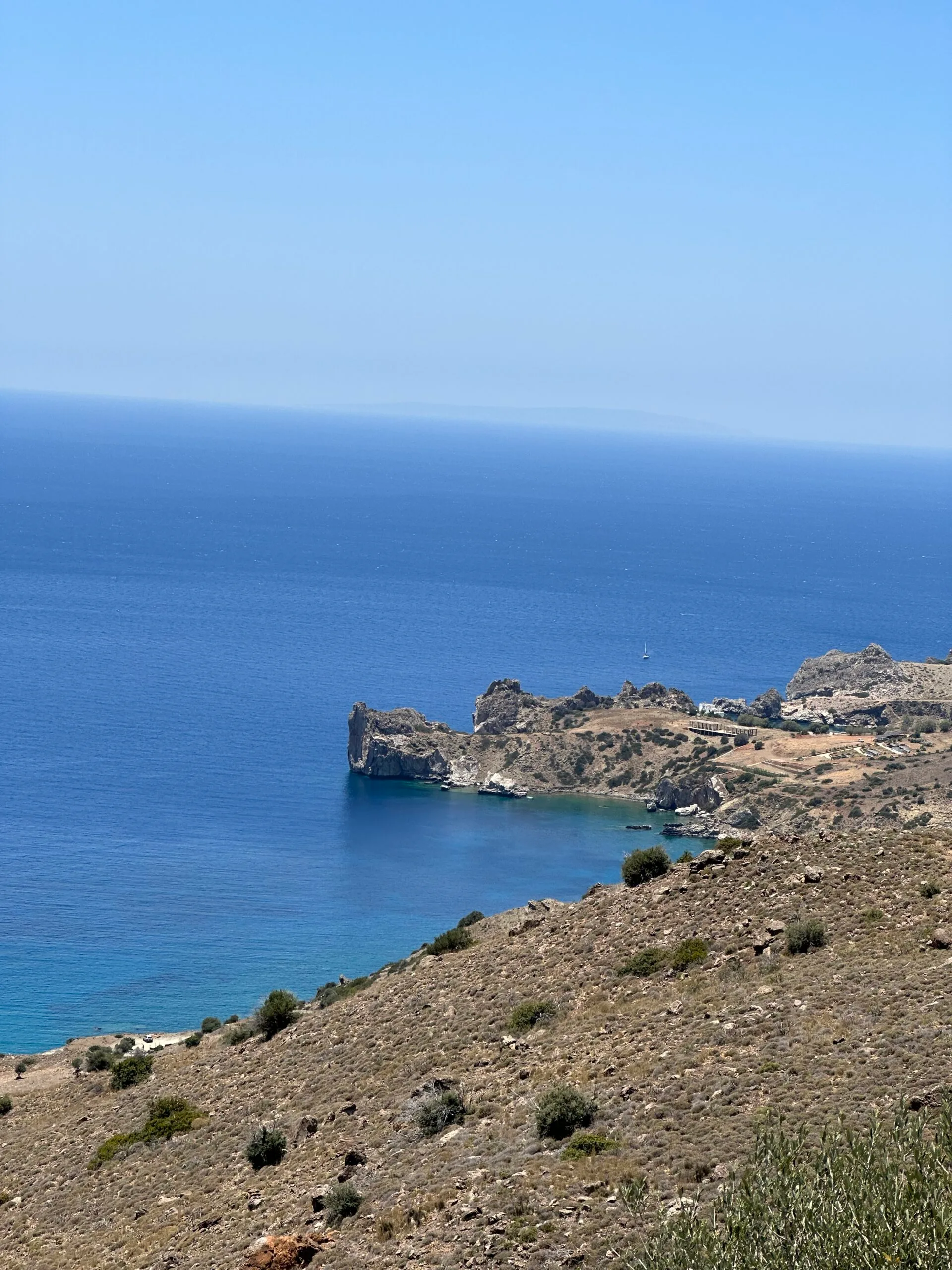 Plot of 5.000 sqm above Agios Pavlos.