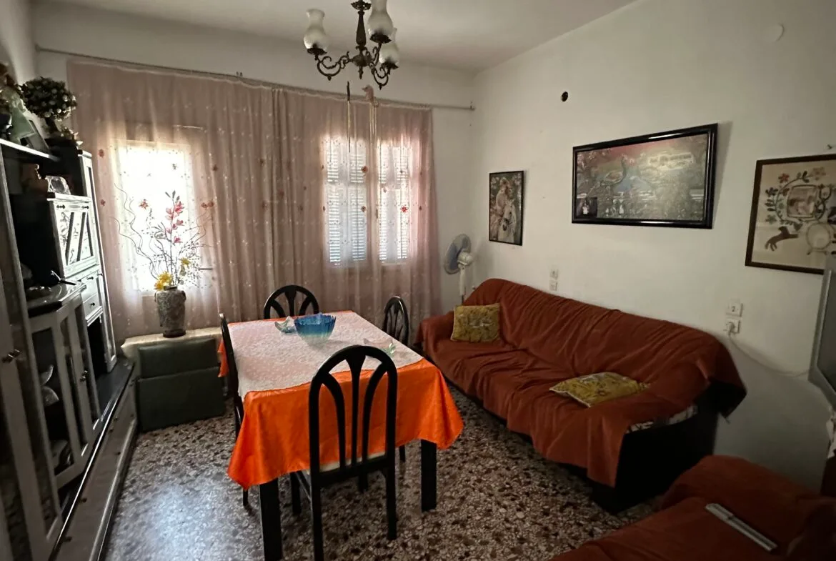 Traditional house of 100 sqm for sale in Agia Galini.
