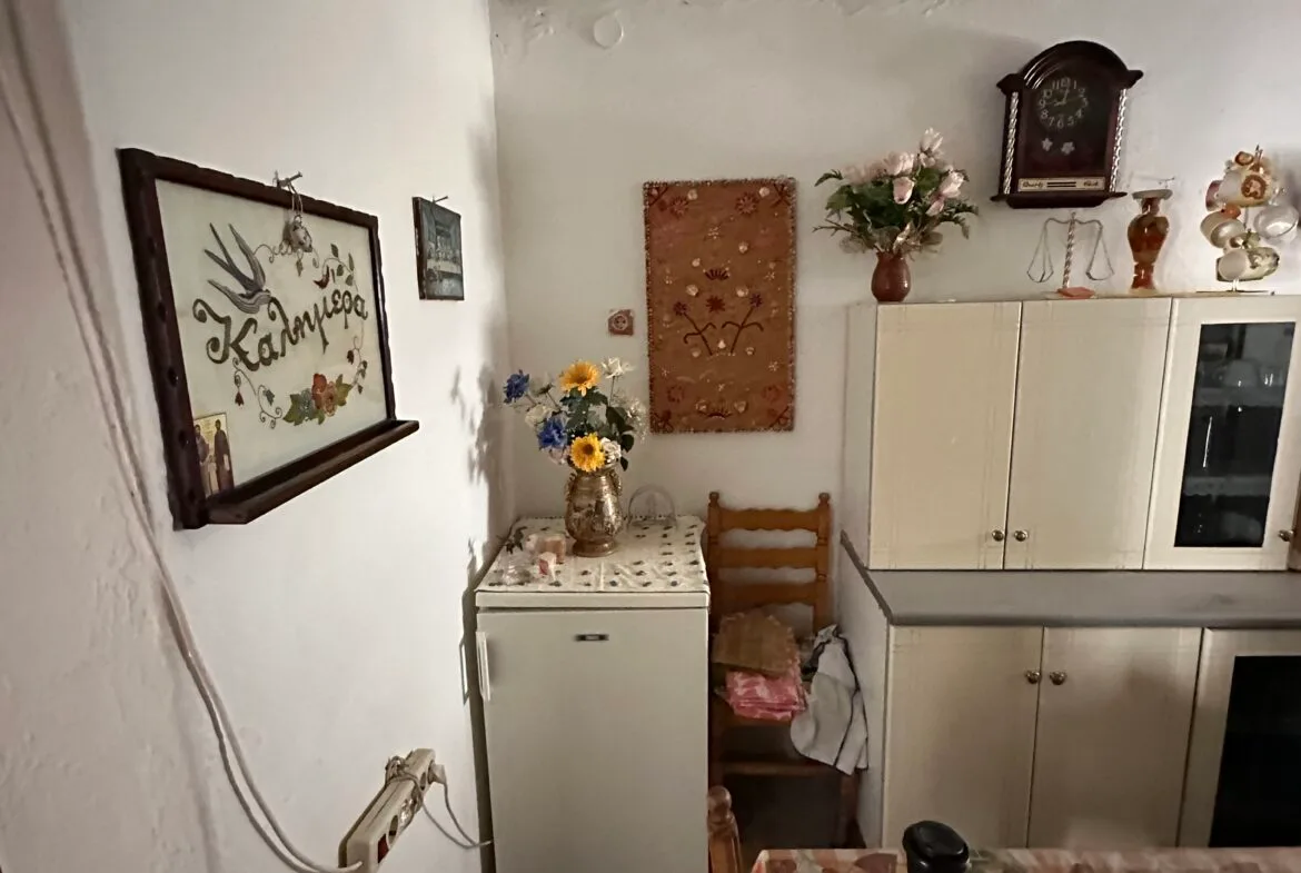 Traditional house of 100 sqm for sale in Agia Galini.