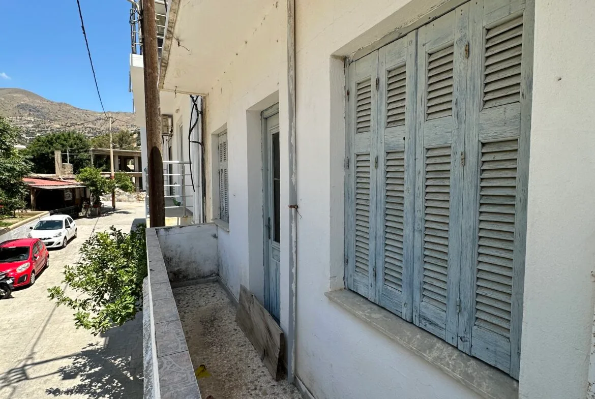 Traditional house of 100 sqm for sale in Agia Galini.