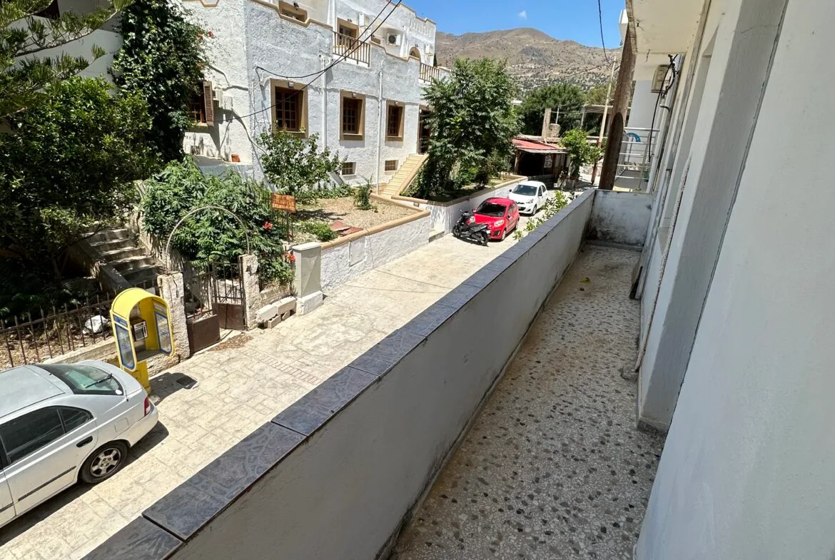 Traditional house of 100 sqm for sale in Agia Galini.
