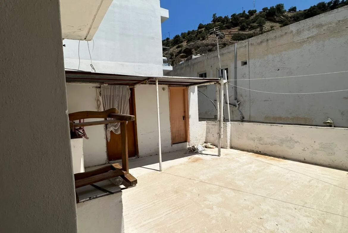 Traditional house of 100 sqm for sale in Agia Galini.