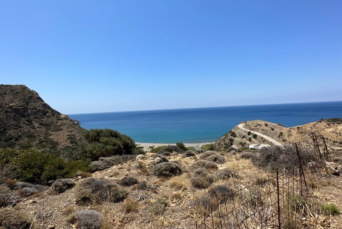 Land of 5.700 sqm in Triopetra.