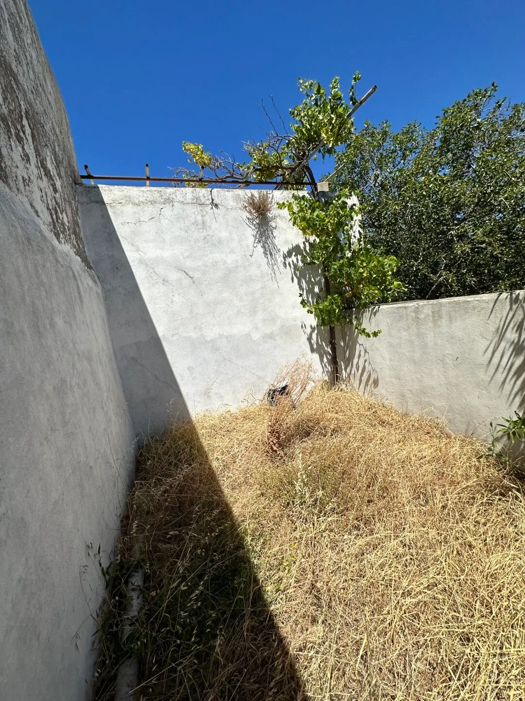 image00011 Plot of 210 sqm with building in the village of Vatos.