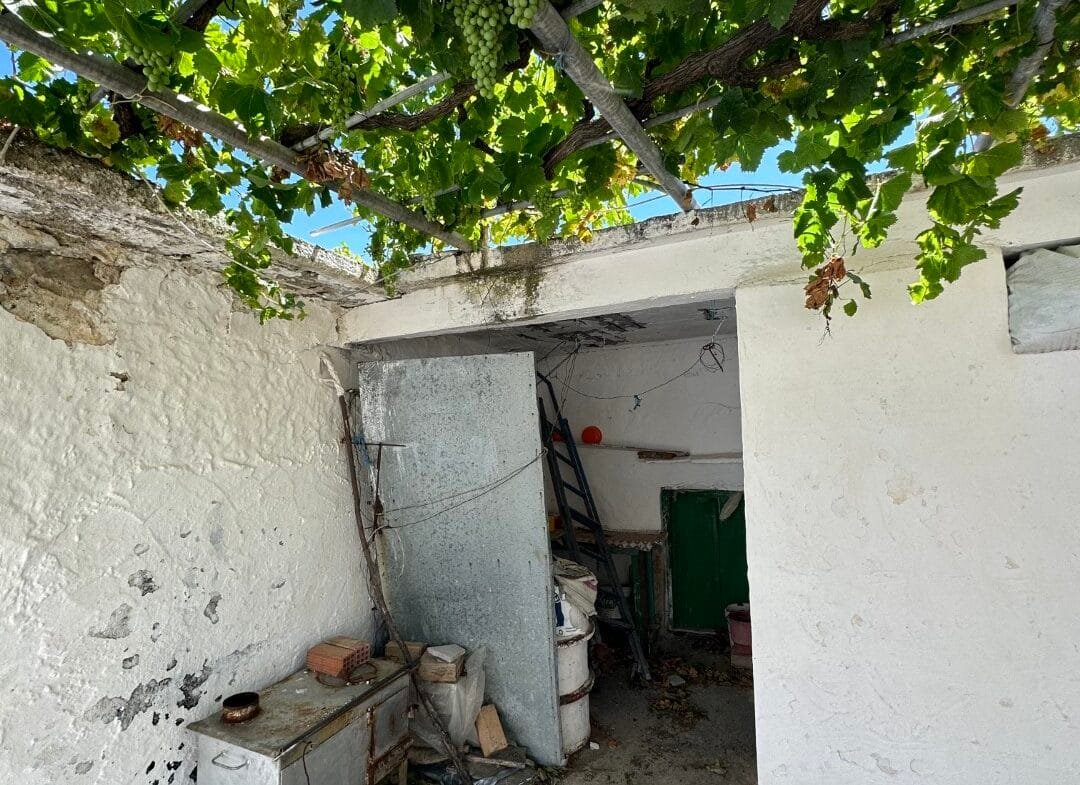 Two-storey house in the village of Vatos.