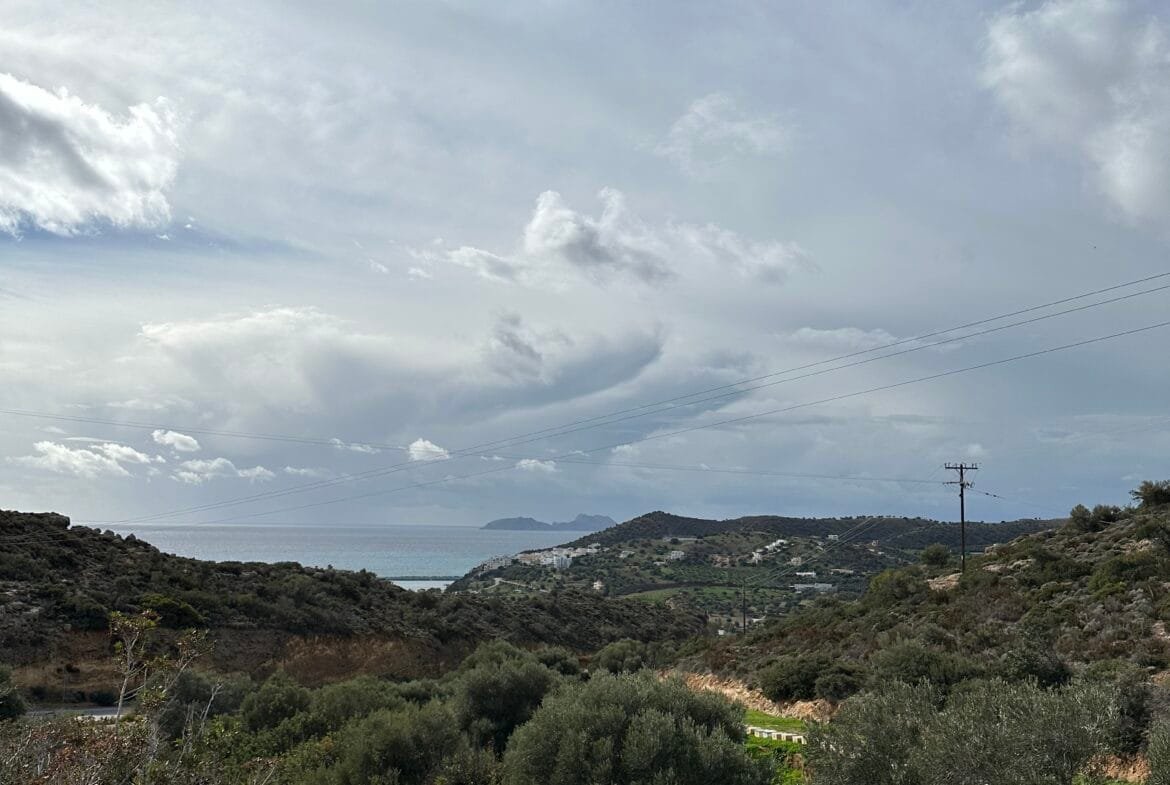 Plot of 7.145 sqm in Agia Galini.