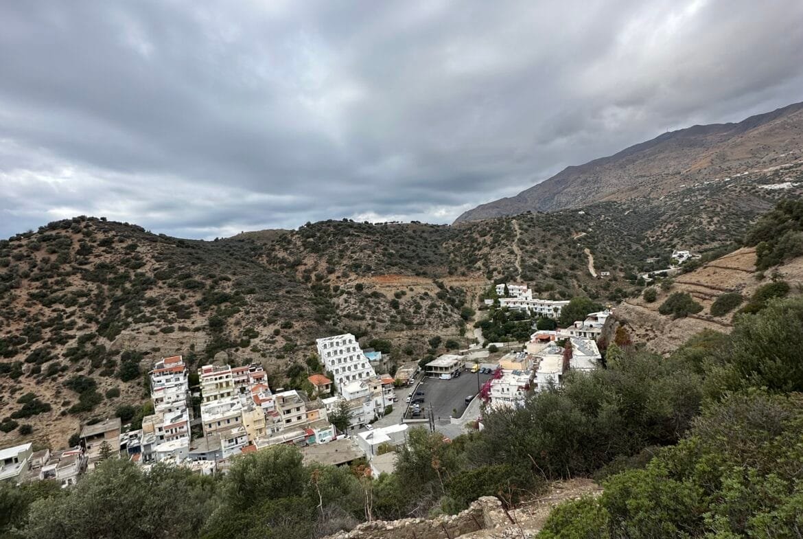 3.611 square meter plot located in Agia Galini.