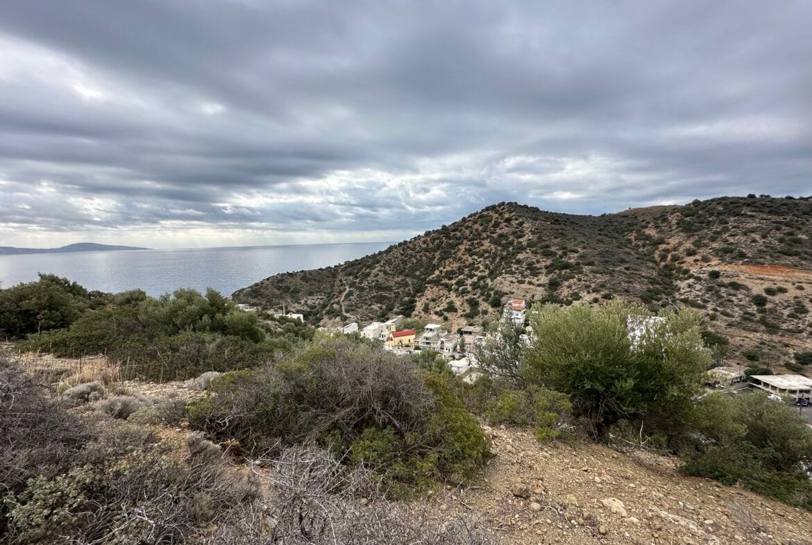 3.611 square meter plot located in Agia Galini.