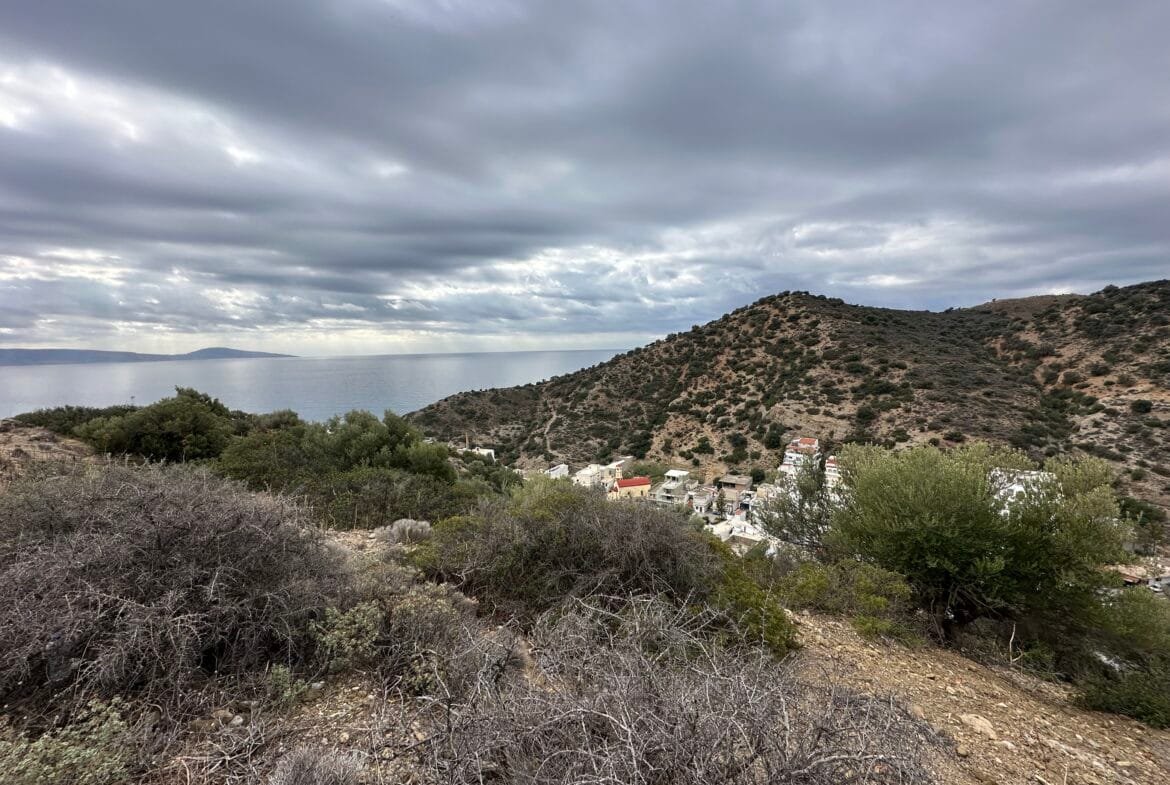 3.611 square meter plot located in Agia Galini.