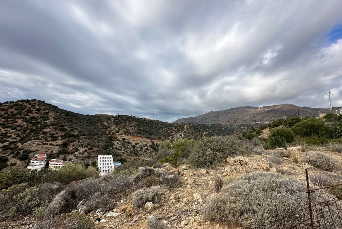 3.611 square meter plot located in Agia Galini.