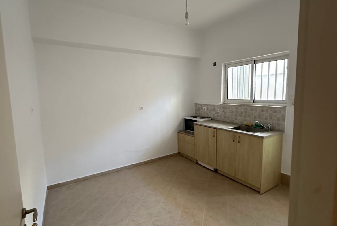 Apartment for sale in Agia Galini.