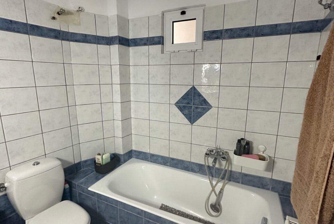 Apartment of 45 sq.m. for rent in Agia Galini.